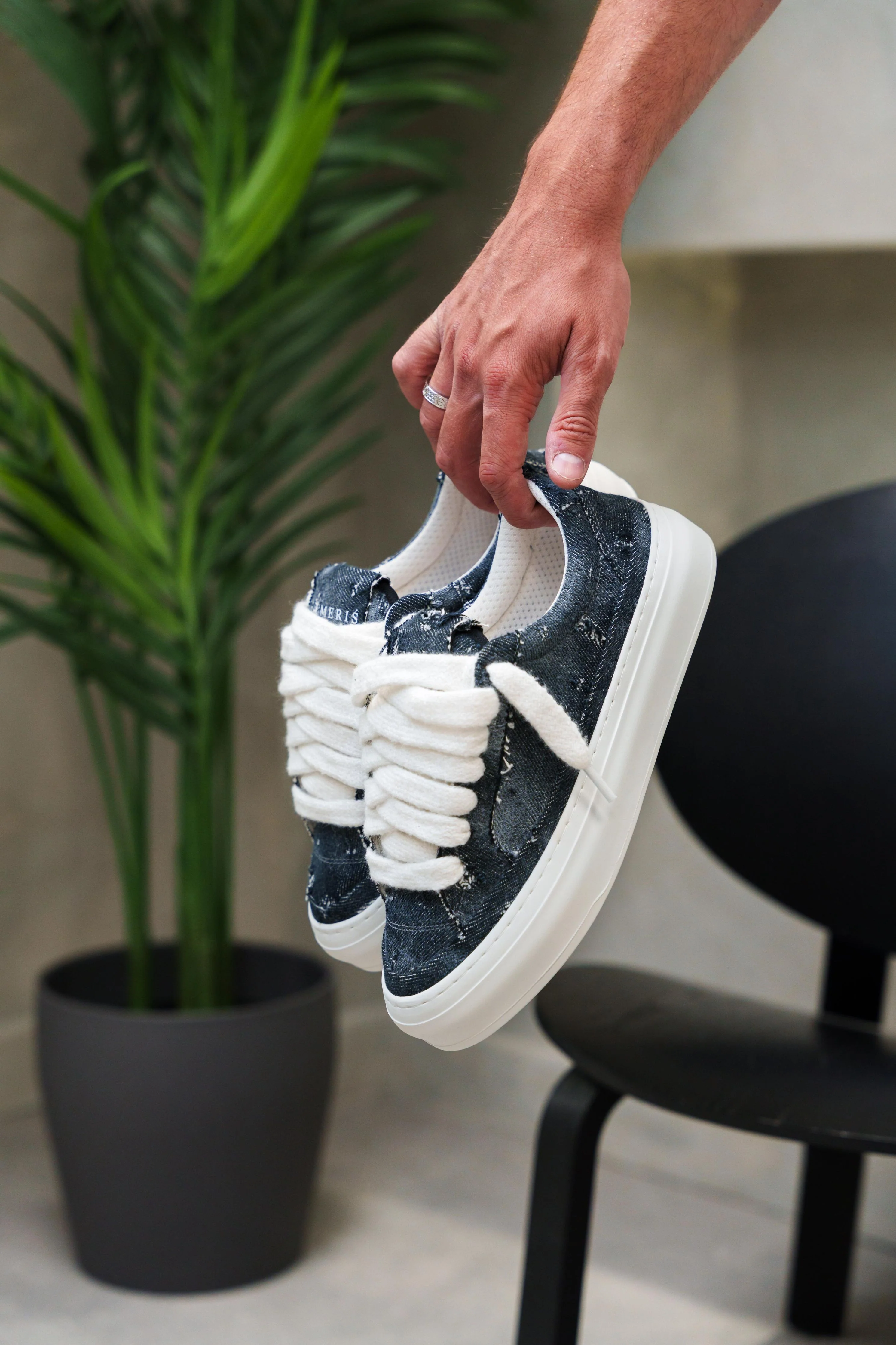 Athena - Frayed Denim - Image 3
